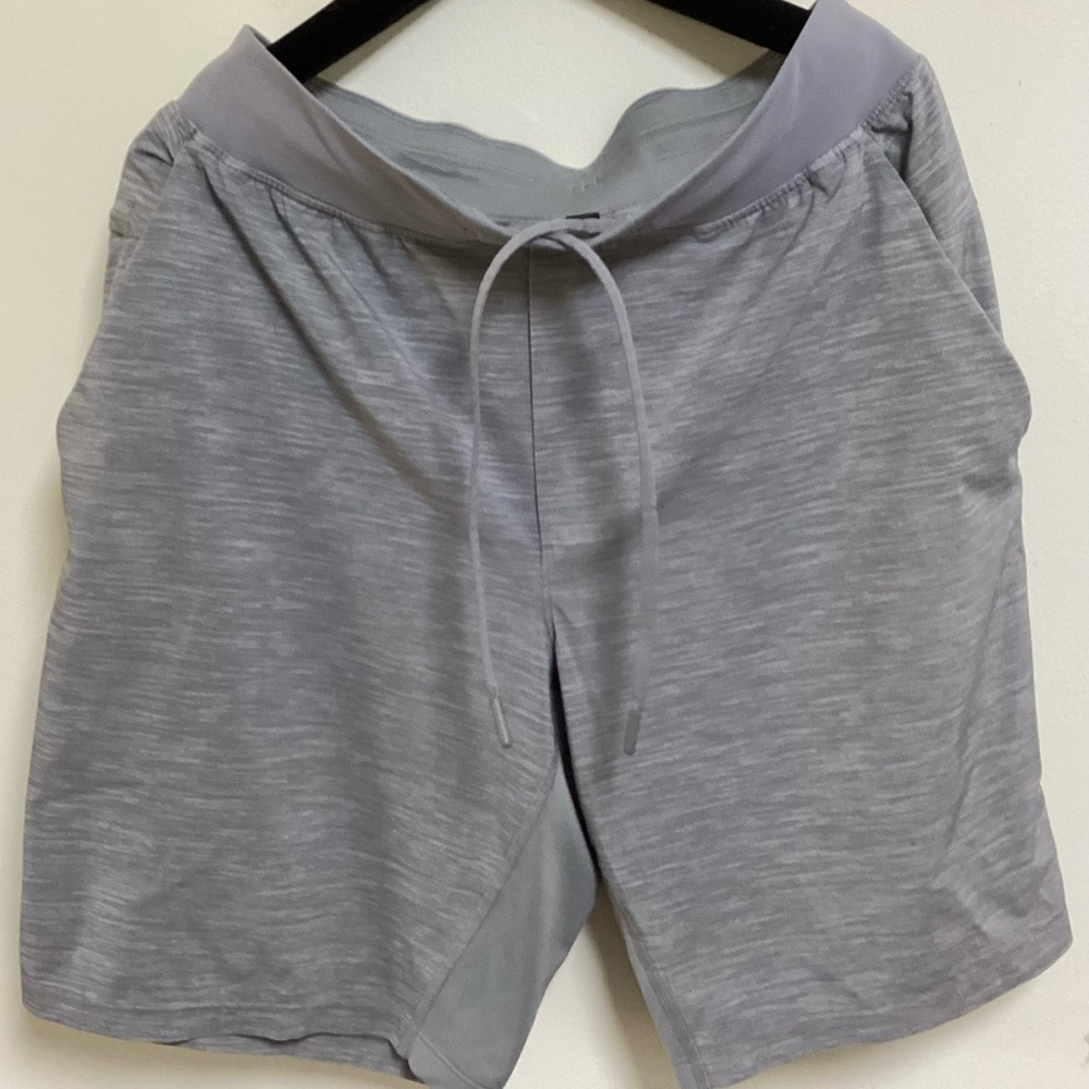 Lululemon Linerless Short 9” M